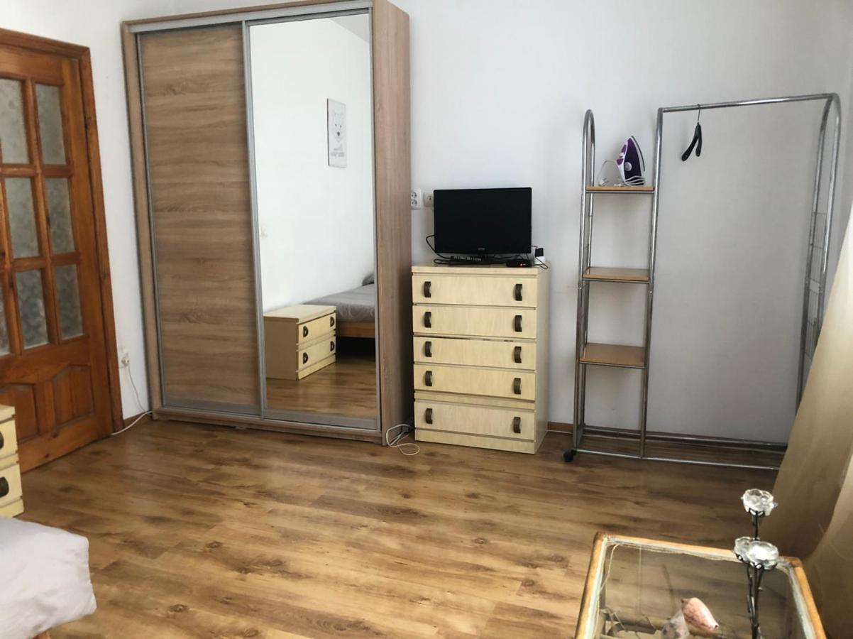 Pid Vysokym Zamkom Lviv Eksteriør bilde
